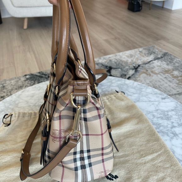 Burberry handbag - Picture 3 of 13